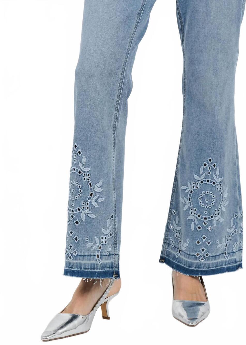 NEW OUI embroidered boot cut jeans in blue - Picture 5 of 6